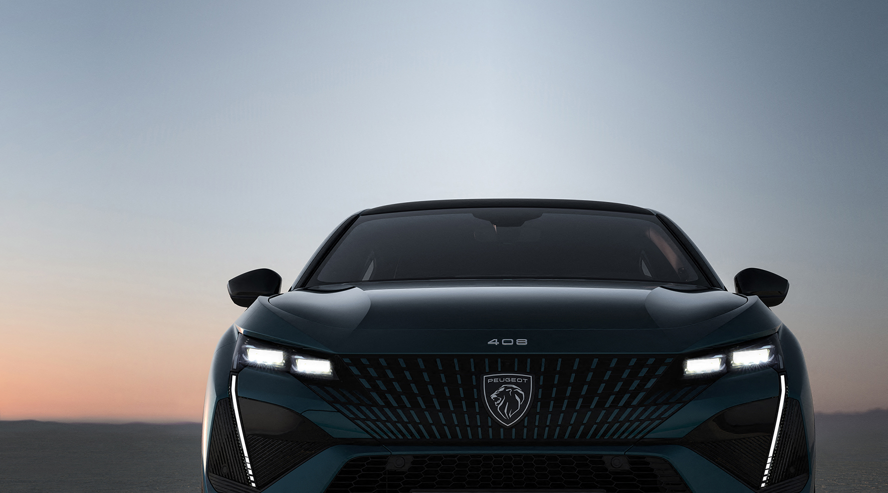 PEUGEOT 408_02